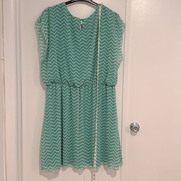 Tacera 3X Plus, Green w/zig zag light Grey patterns, inner lining is Green - Picture 4 of 6